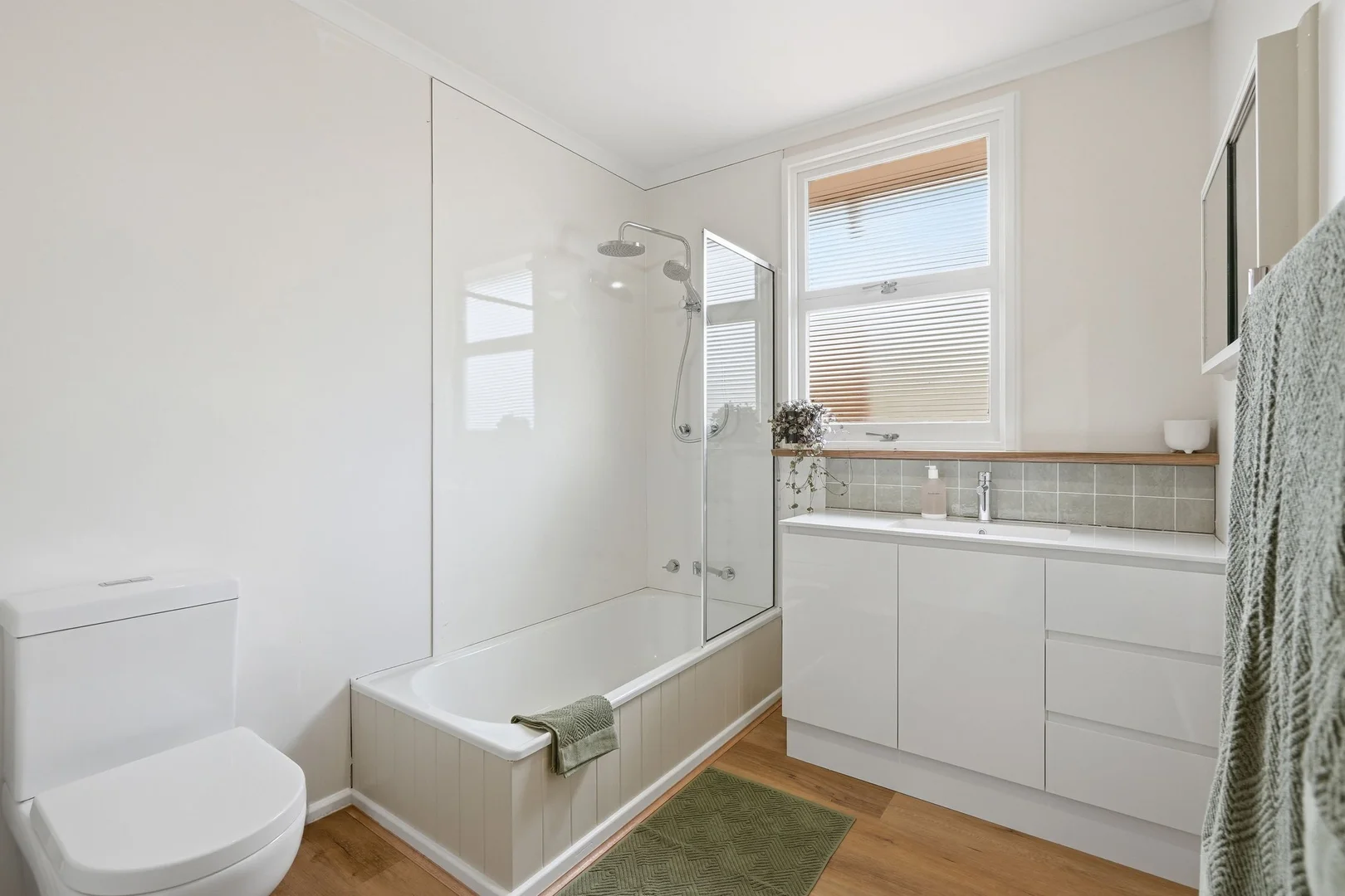 Additional image 11 of 6 Moorina Crescent, Berriedale TAS 7011