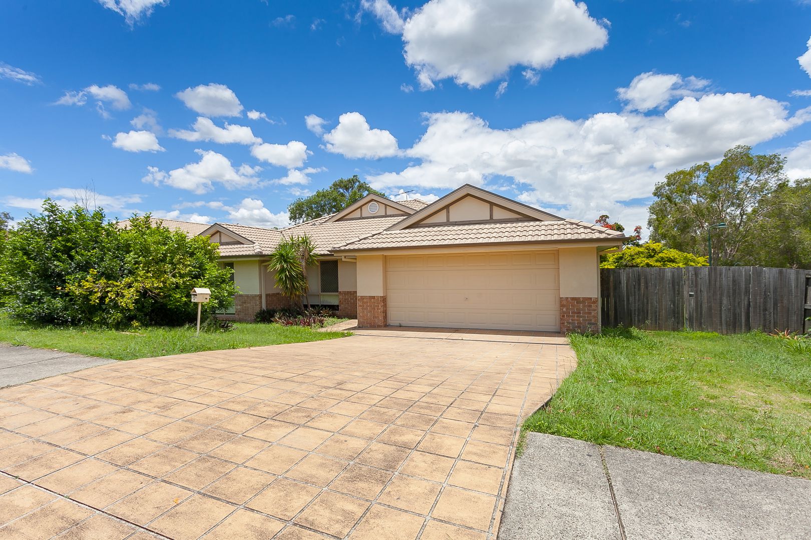 5 Ashbourne Avenue, Goodna QLD 4300