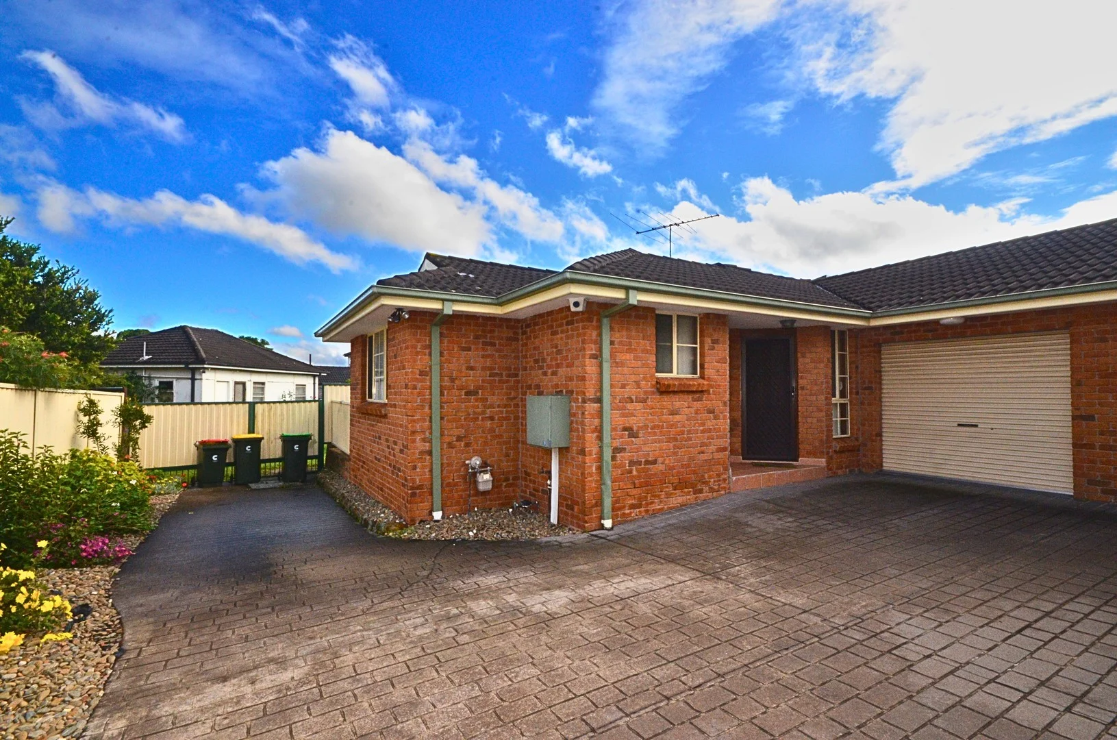 12 Pendle Way, Pendle Hill NSW 2145