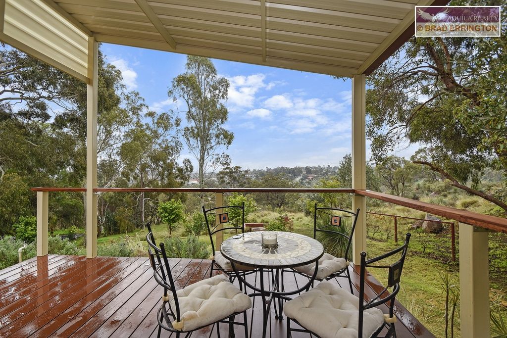 16 Grevillea Crescent, Swan View WA 6056, Image 0