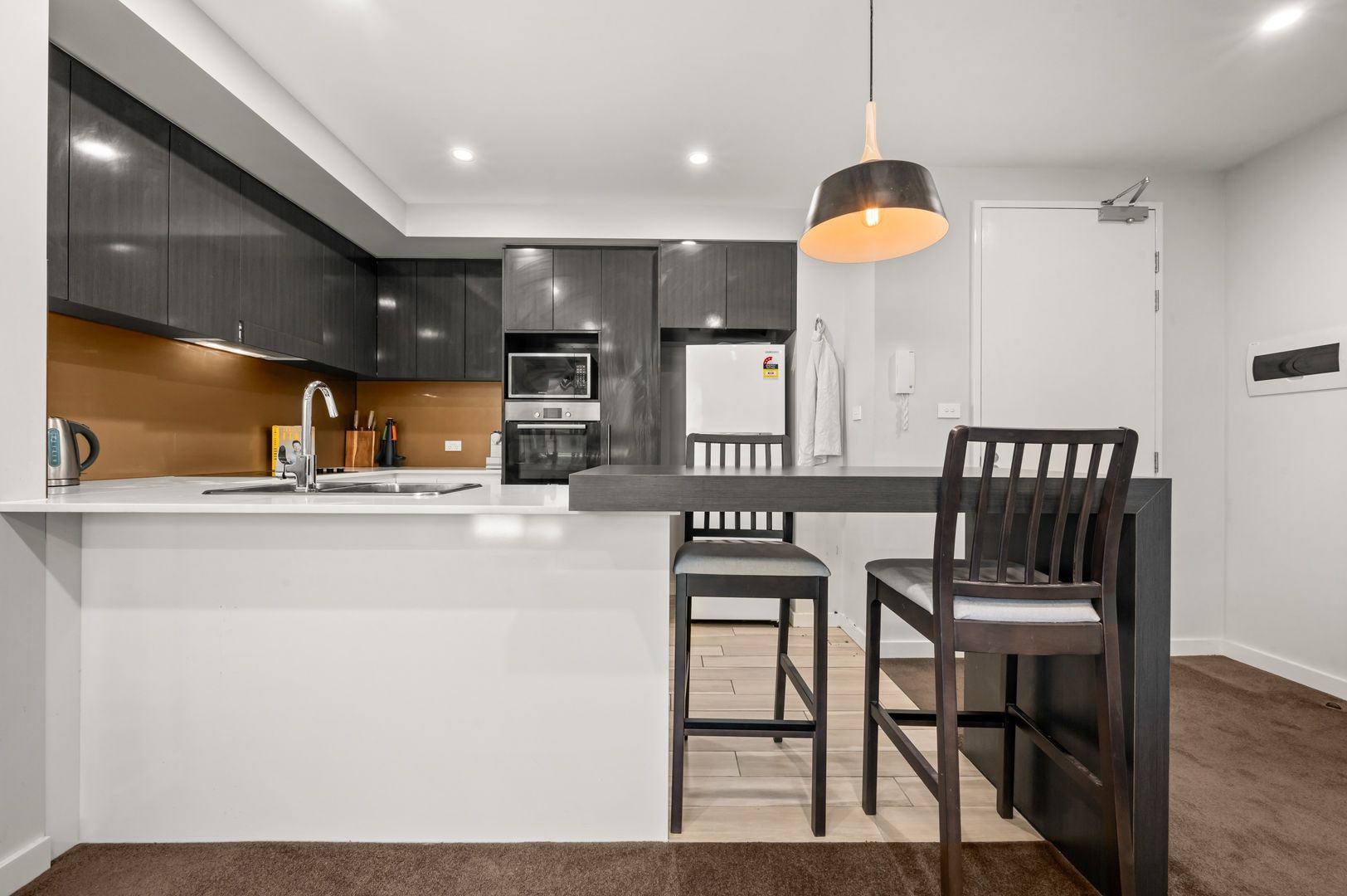 24/115 Canberra Avenue, Griffith ACT 2603, Image 2