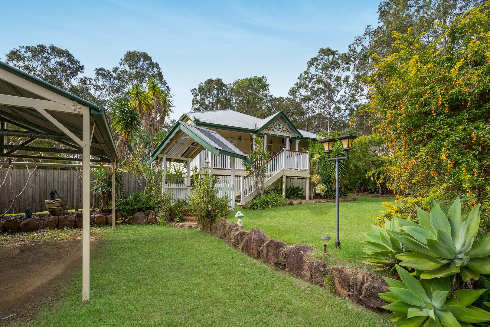 160-162 Brushwood Crescent, Cedar Grove QLD 4285, Image 1