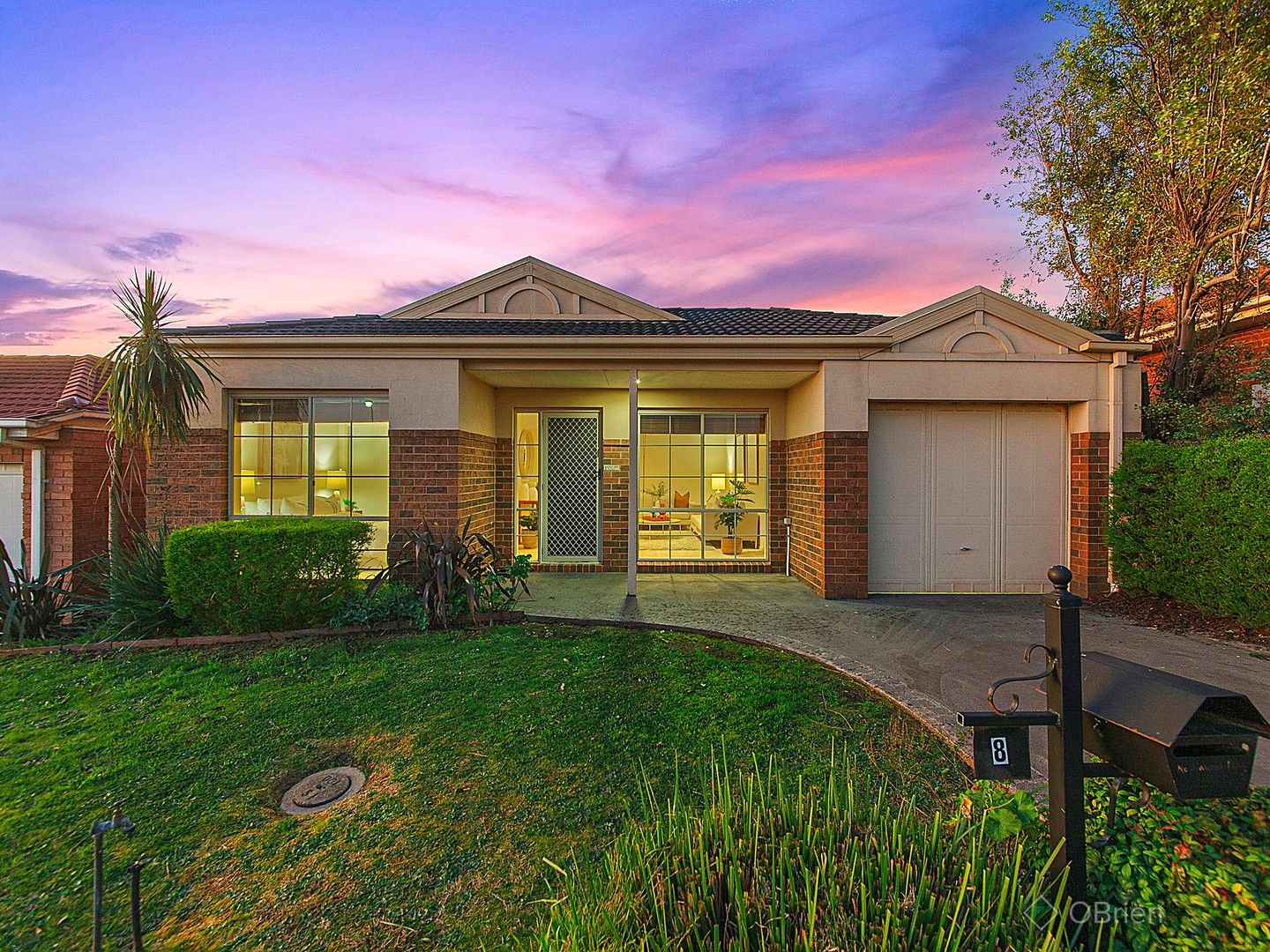 8 Augustus Drive, Berwick VIC 3806, Image 0