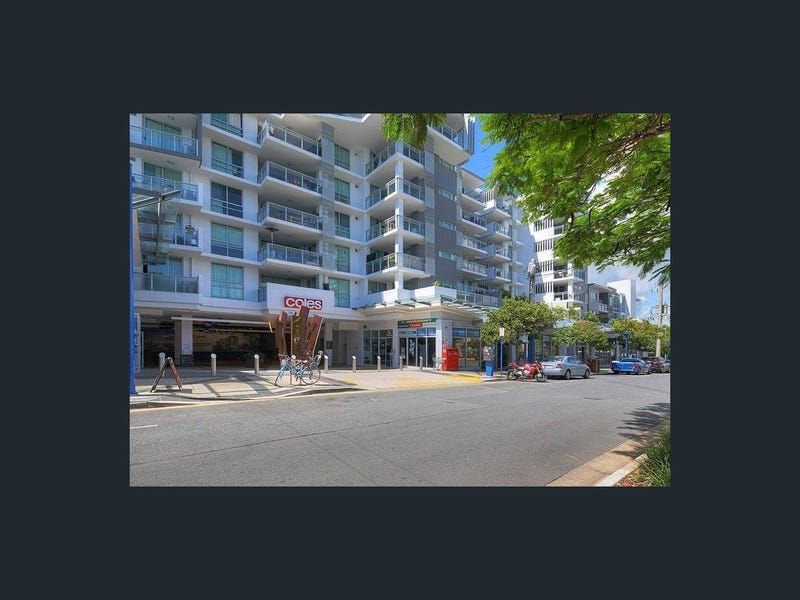 10 Fifth Avenue, Palm Beach QLD 4221, Image 2