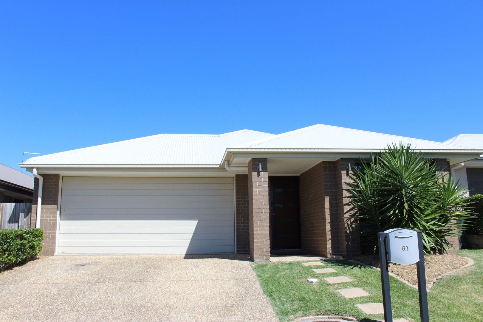 4 bedrooms House in 61 Lemongrass Circuit GRIFFIN QLD, 4503