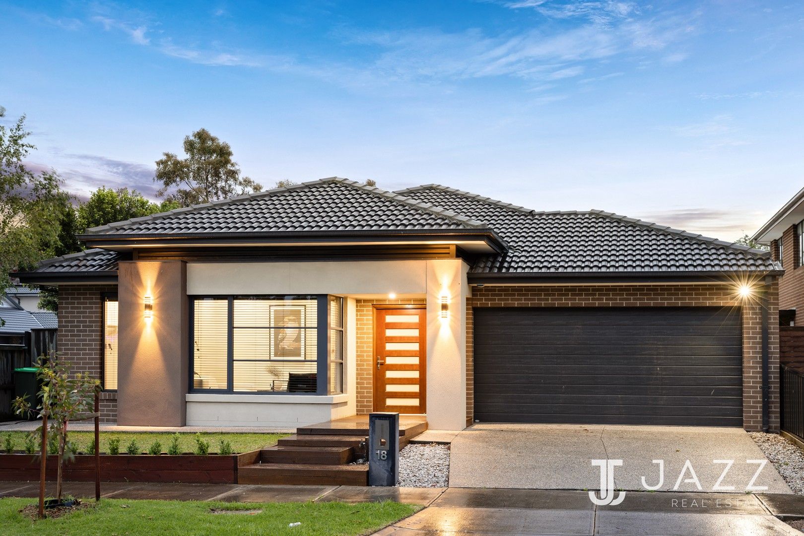 4 bedrooms House in 18 Tuncurry Road POINT COOK VIC, 3030