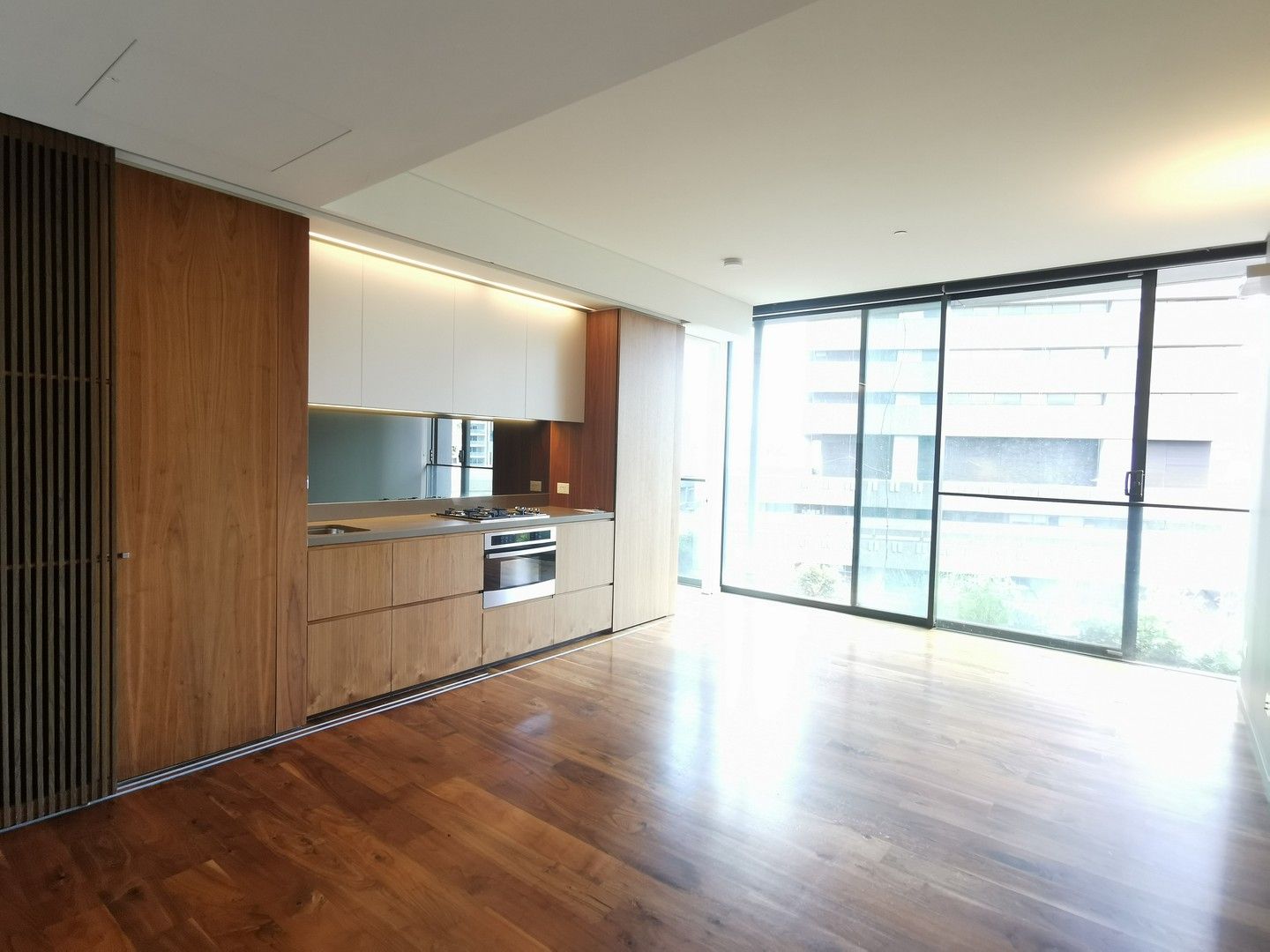 1 bedrooms Apartment / Unit / Flat in E504/3 Carlton Street CHIPPENDALE NSW, 2008