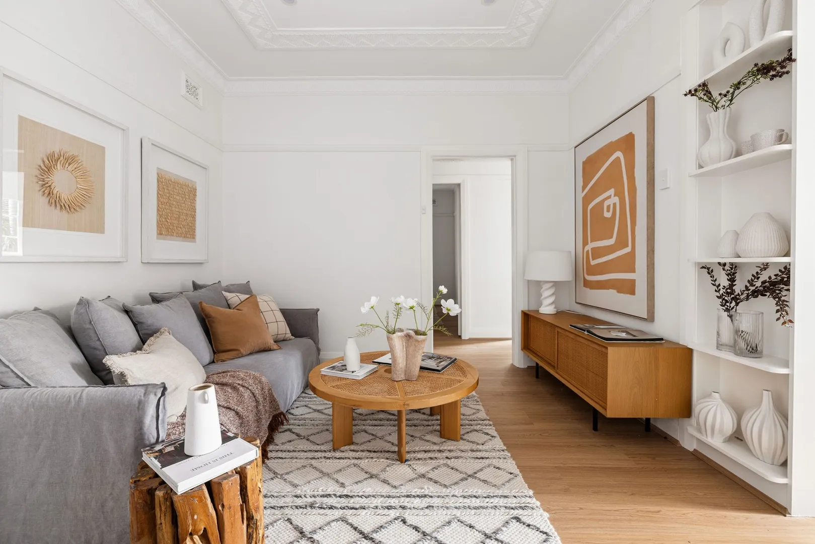 Newly renovated Art Deco apartment close to Five Ways, Paddington