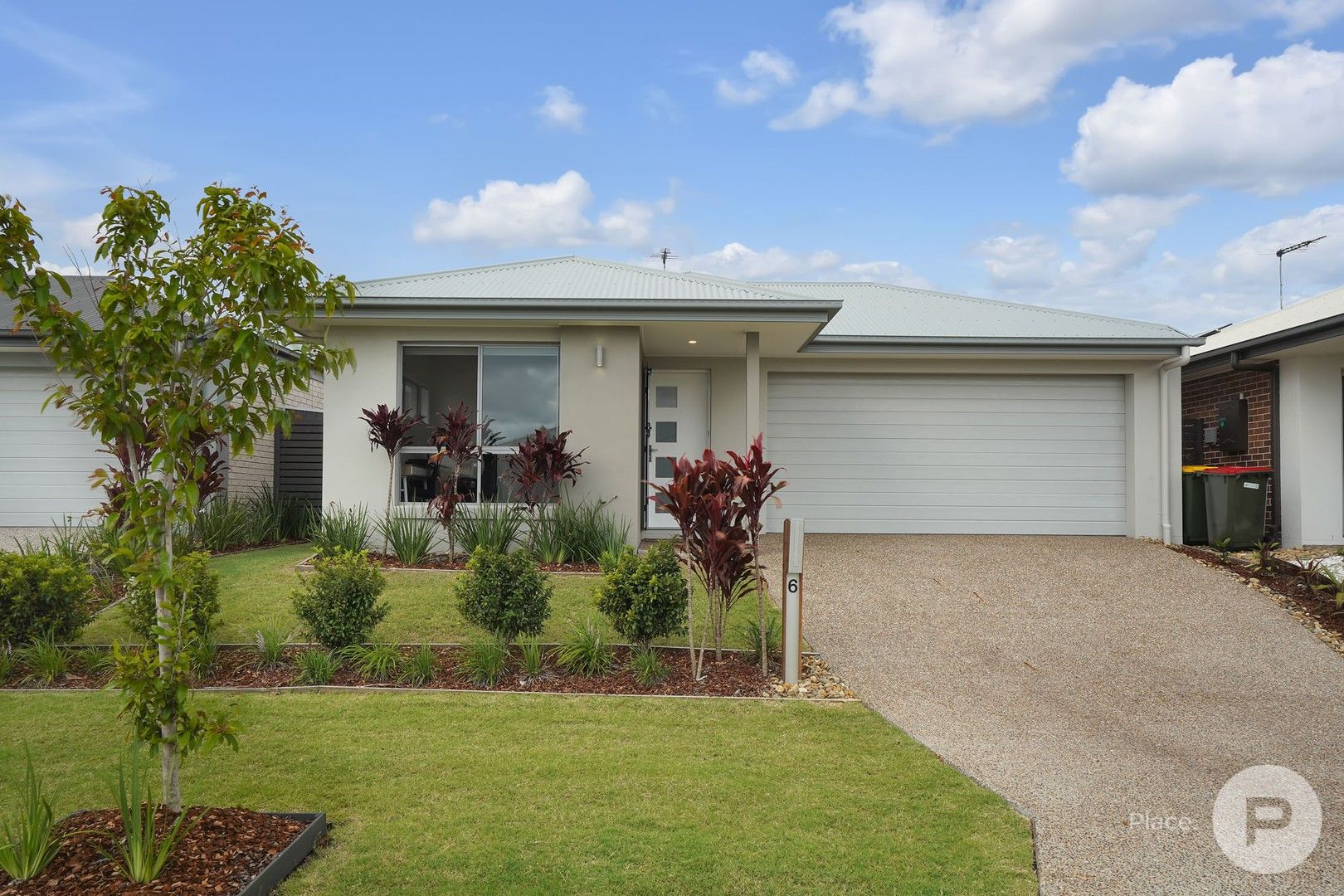 4 bedrooms House in 6 Pedler Way STRATHPINE QLD, 4500