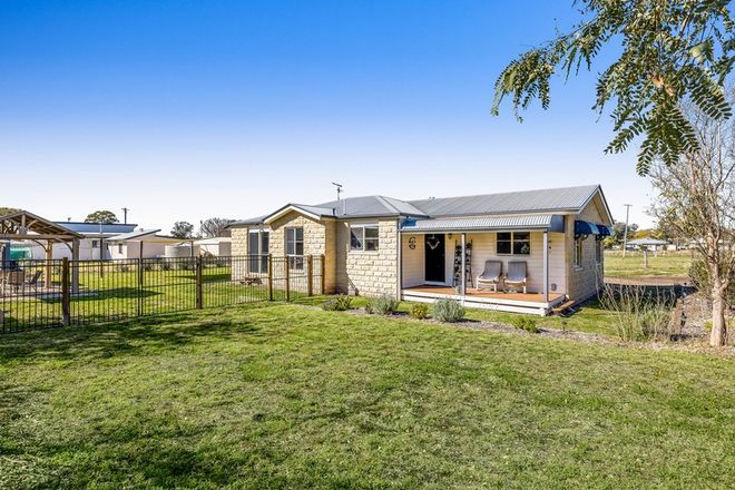 Picture of 40 Perham Street, PITTSWORTH QLD 4356