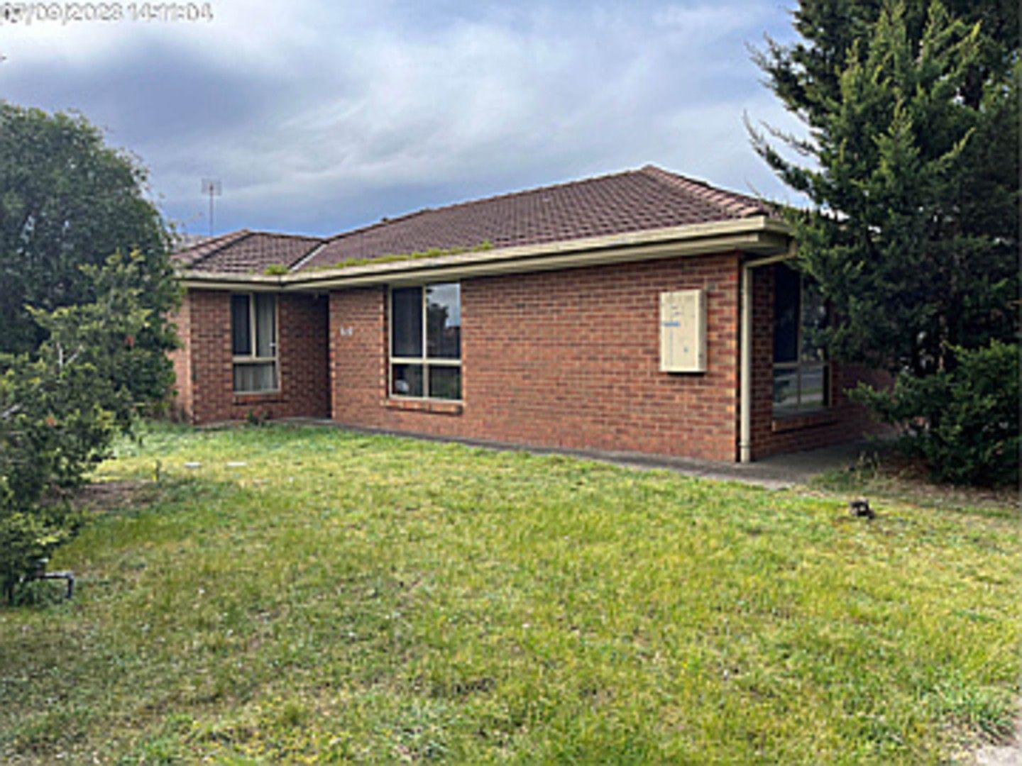 3 bedrooms Apartment / Unit / Flat in 1/2 McNicol Close MEADOW HEIGHTS VIC, 3048