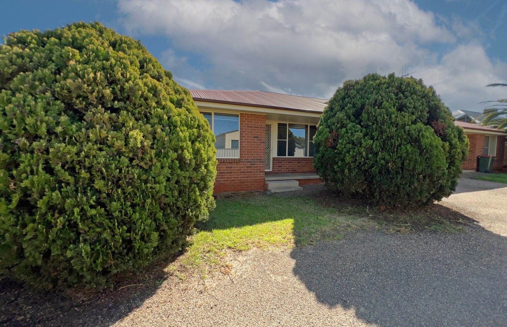 2/35a Cecile Street, Parkes NSW 2870, Image 1