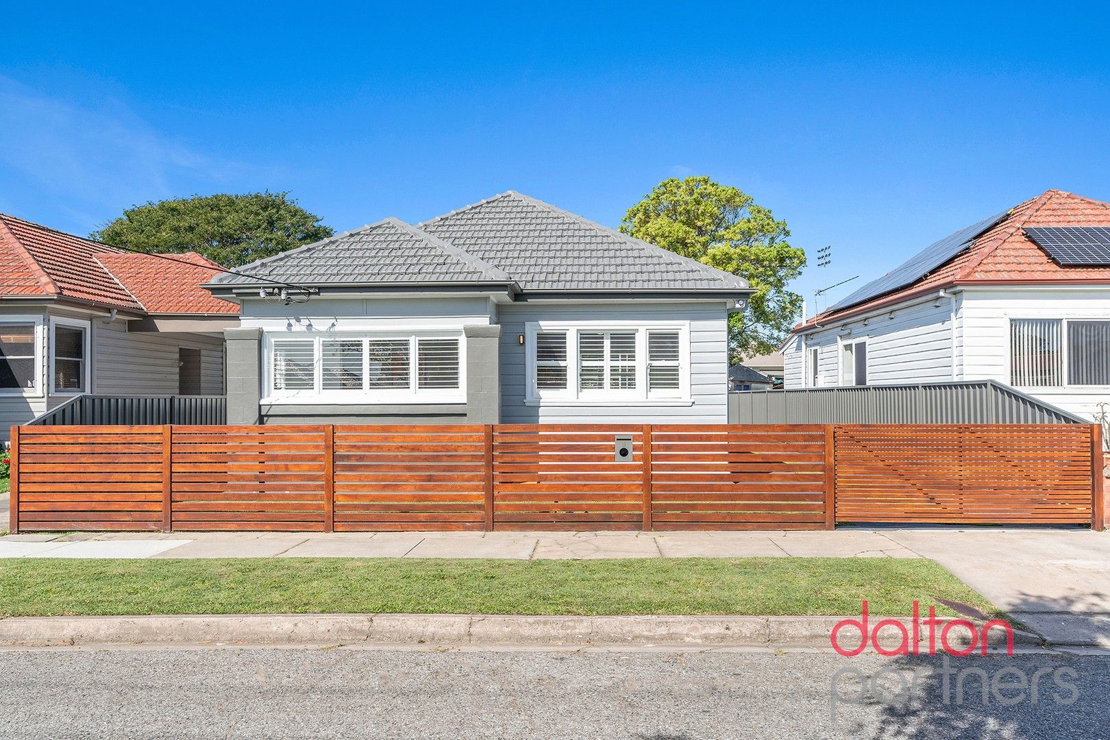 9 Gloucester Avenue, New Lambton NSW 2305, Image 0