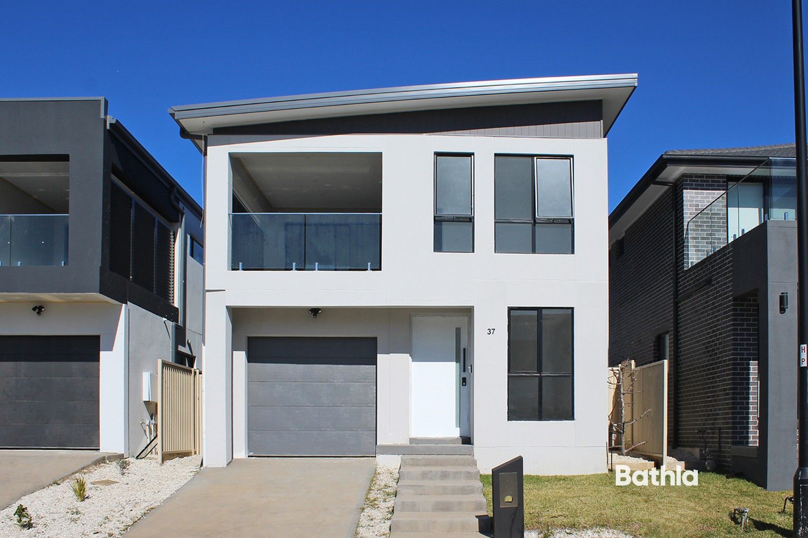 4 bedrooms New House & Land in 37 Wanda Circuit COLEBEE NSW, 2761
