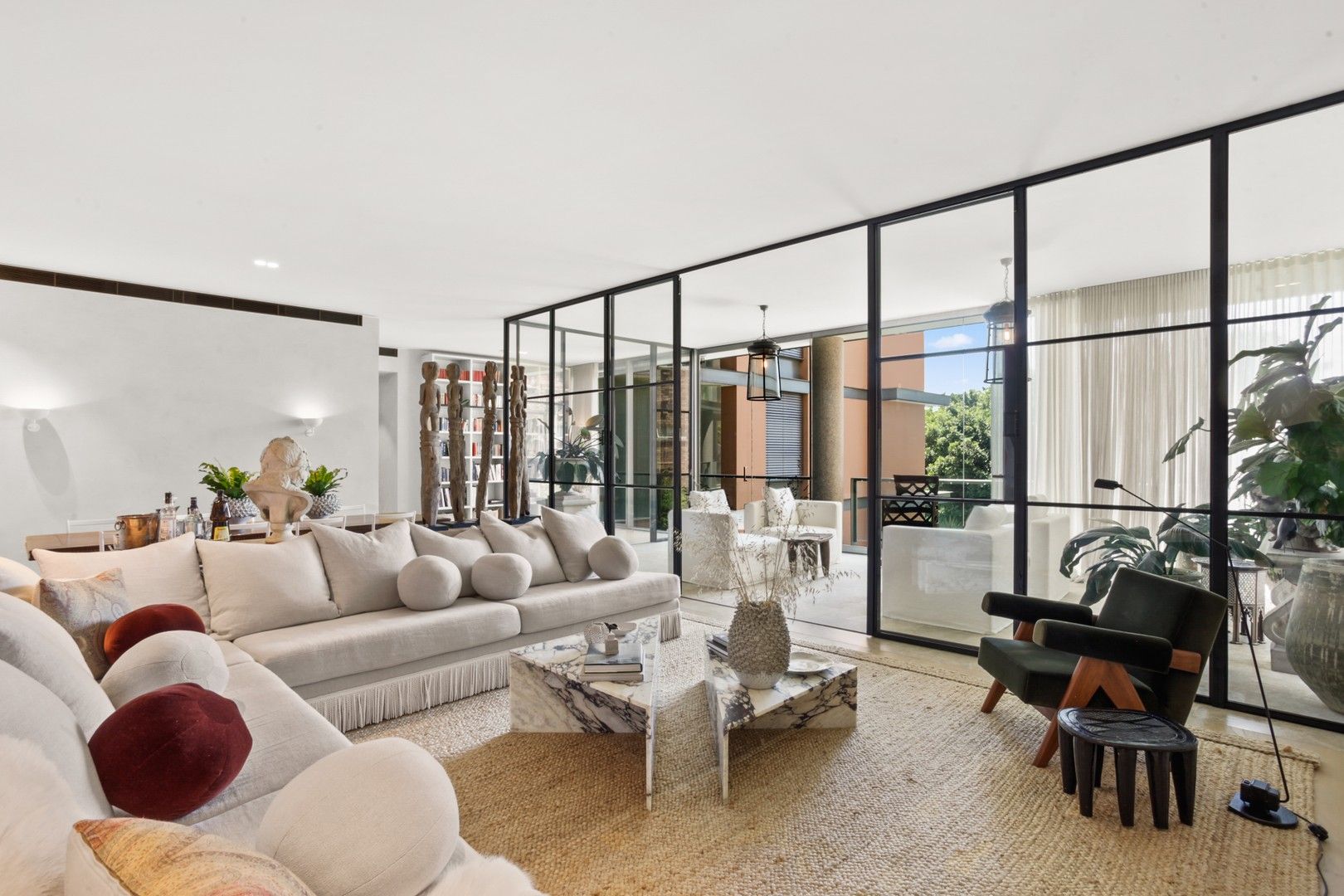 3 bedrooms Apartment / Unit / Flat in 3/1-3 Onslow Avenue ELIZABETH BAY NSW, 2011