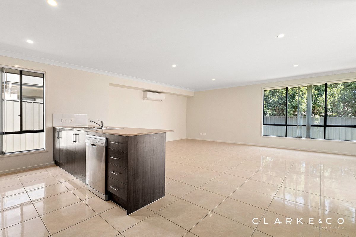 8 Brokenwood Avenue, Cliftleigh NSW 2321, Image 1