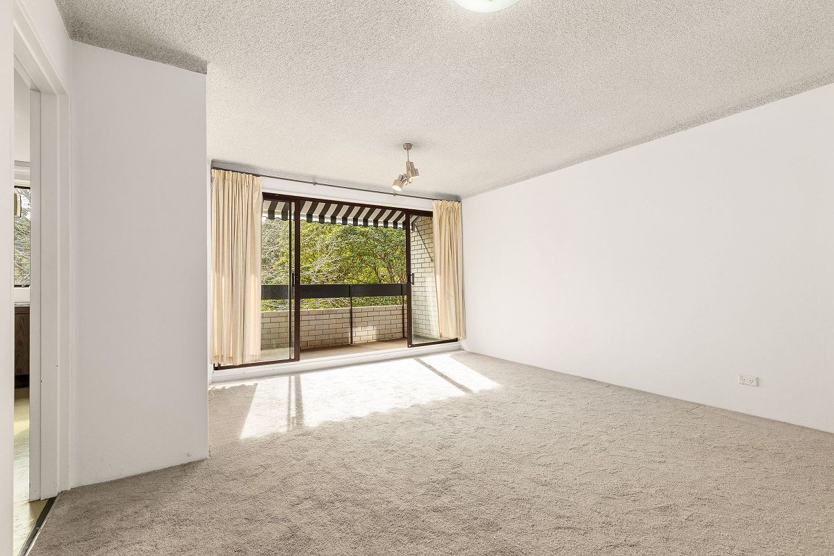 2 bedrooms Apartment / Unit / Flat in 10/10 Eddy Road CHATSWOOD NSW, 2067