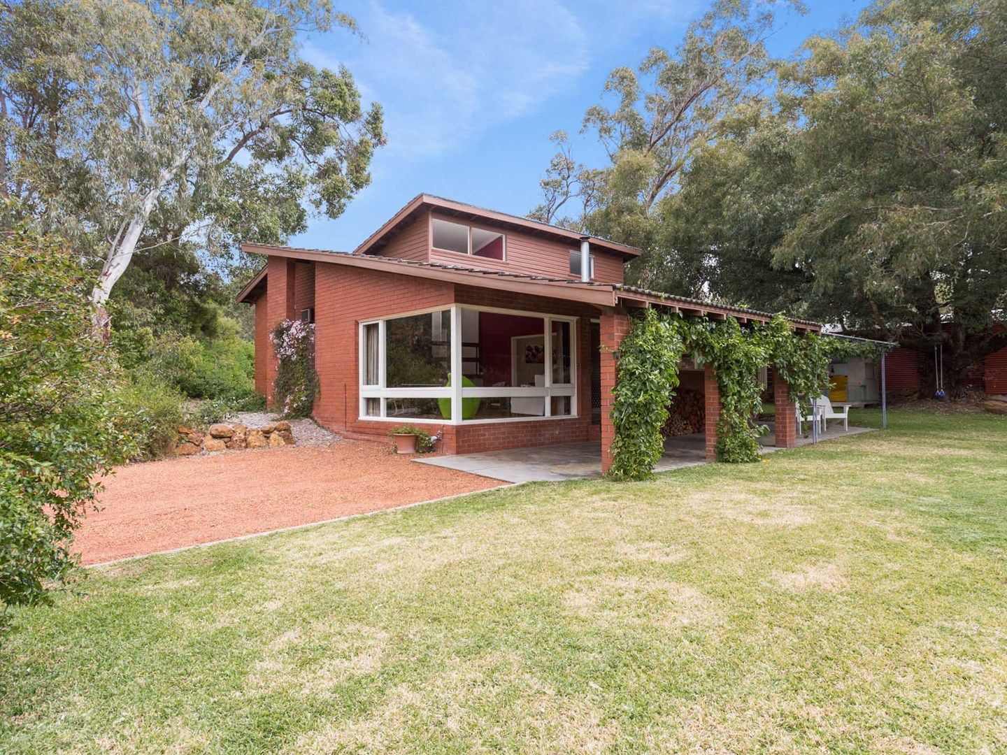 25 Burma Road, Lesmurdie WA 6076, Image 2