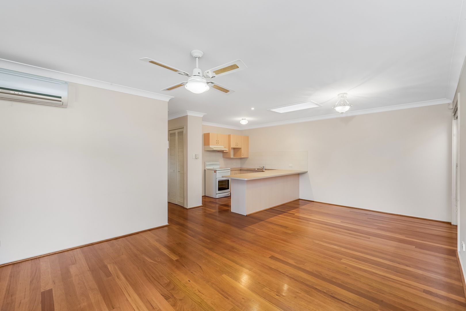 1/27 Greenvale Road, Green Point NSW 2251, Image 2