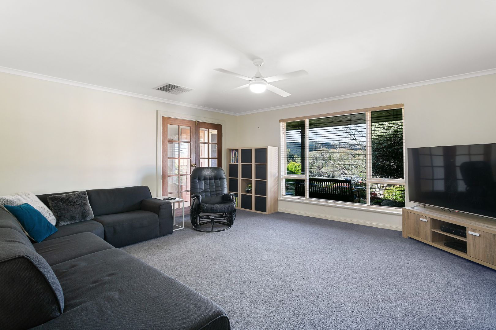 39 Horndale Drive, Happy Valley SA 5159, Image 2