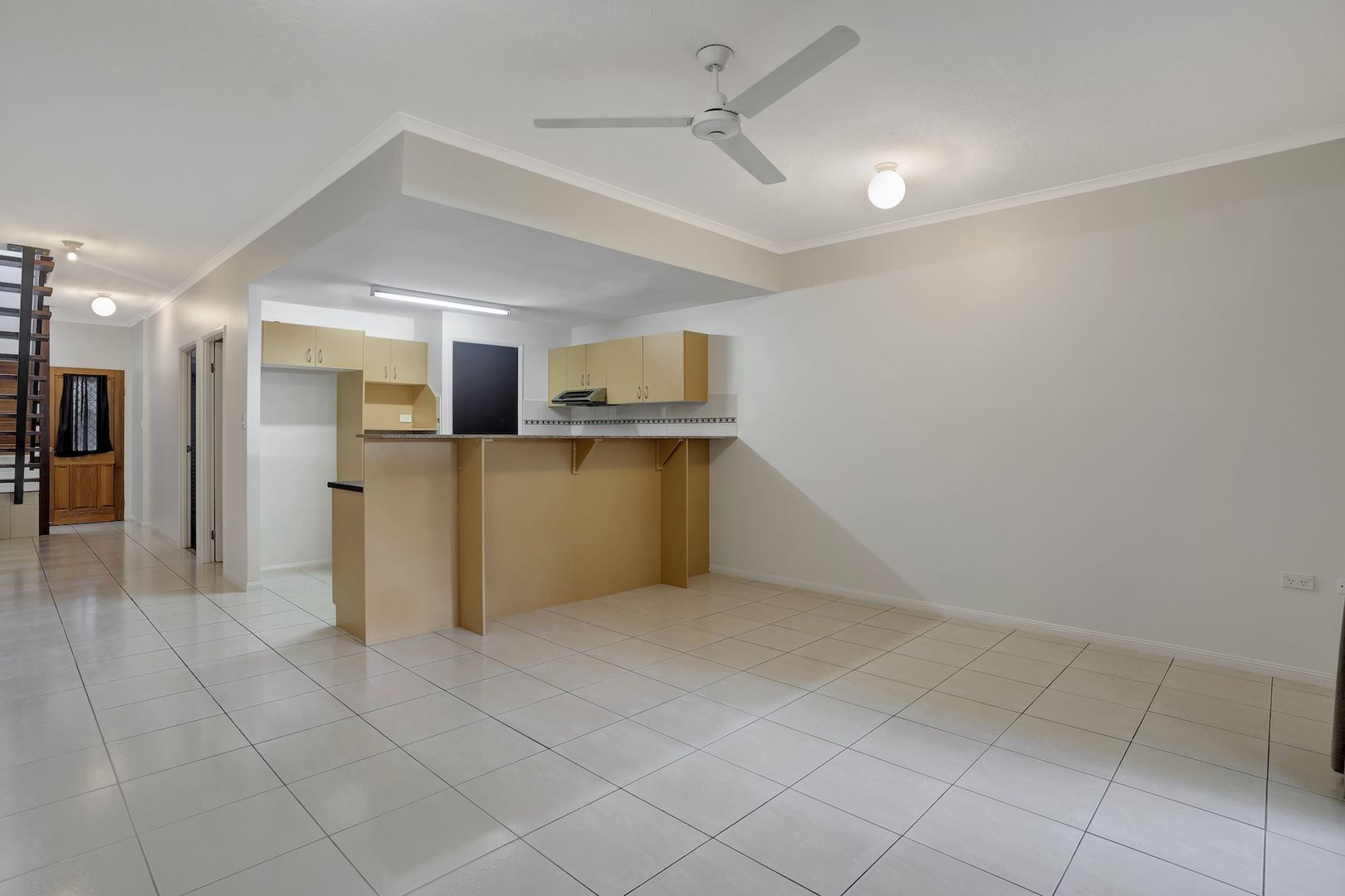 2/8 Oyster Court, Trinity Beach QLD 4879, Image 1