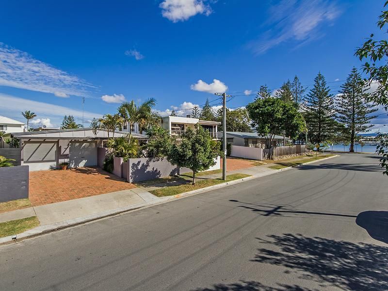 30 Birt Avenue, Budds Beach, Surfers Paradise QLD 4217, Image 0