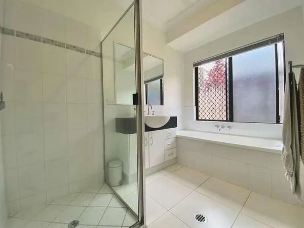 Additional image 14 of 6 Kerlin Close, Redlynch QLD 4870