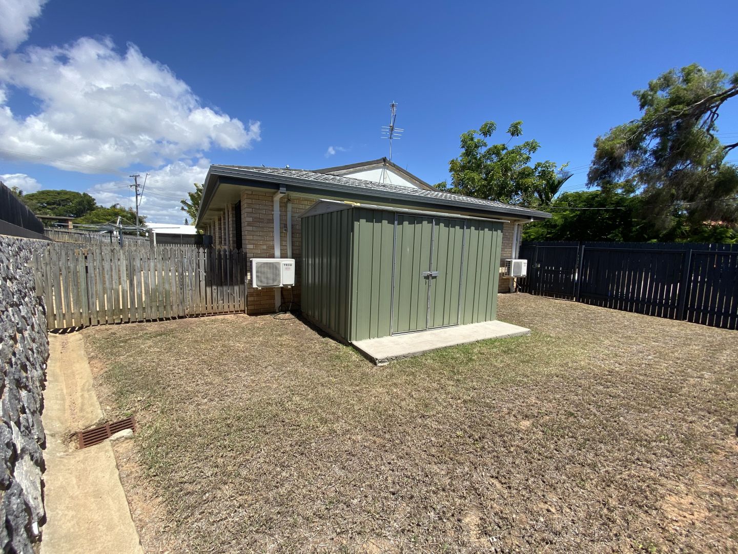 2/37 Tyson Crescent, Tannum Sands QLD 4680, Image 2