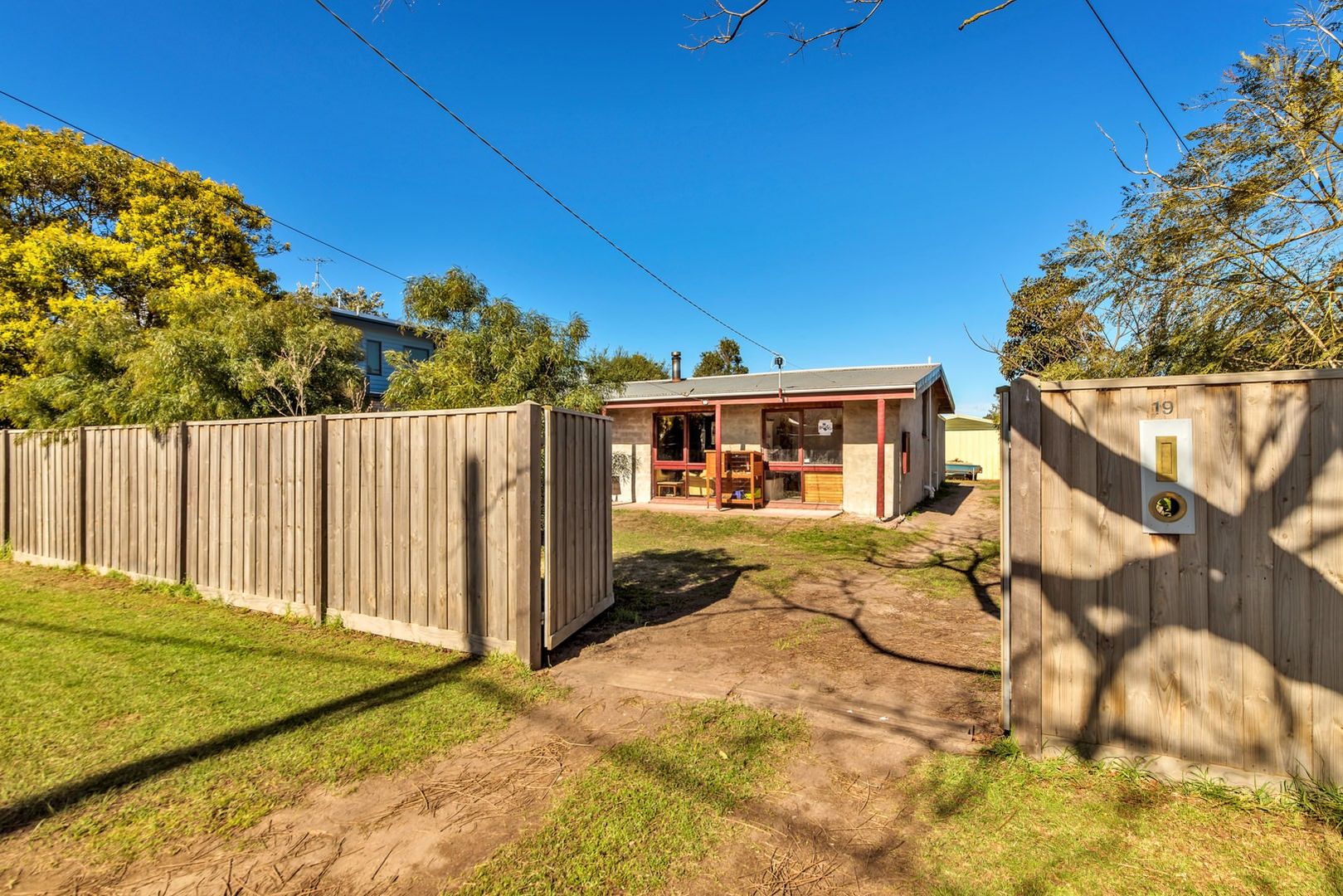 19 Swan Parade, St Leonards VIC 3223, Image 2