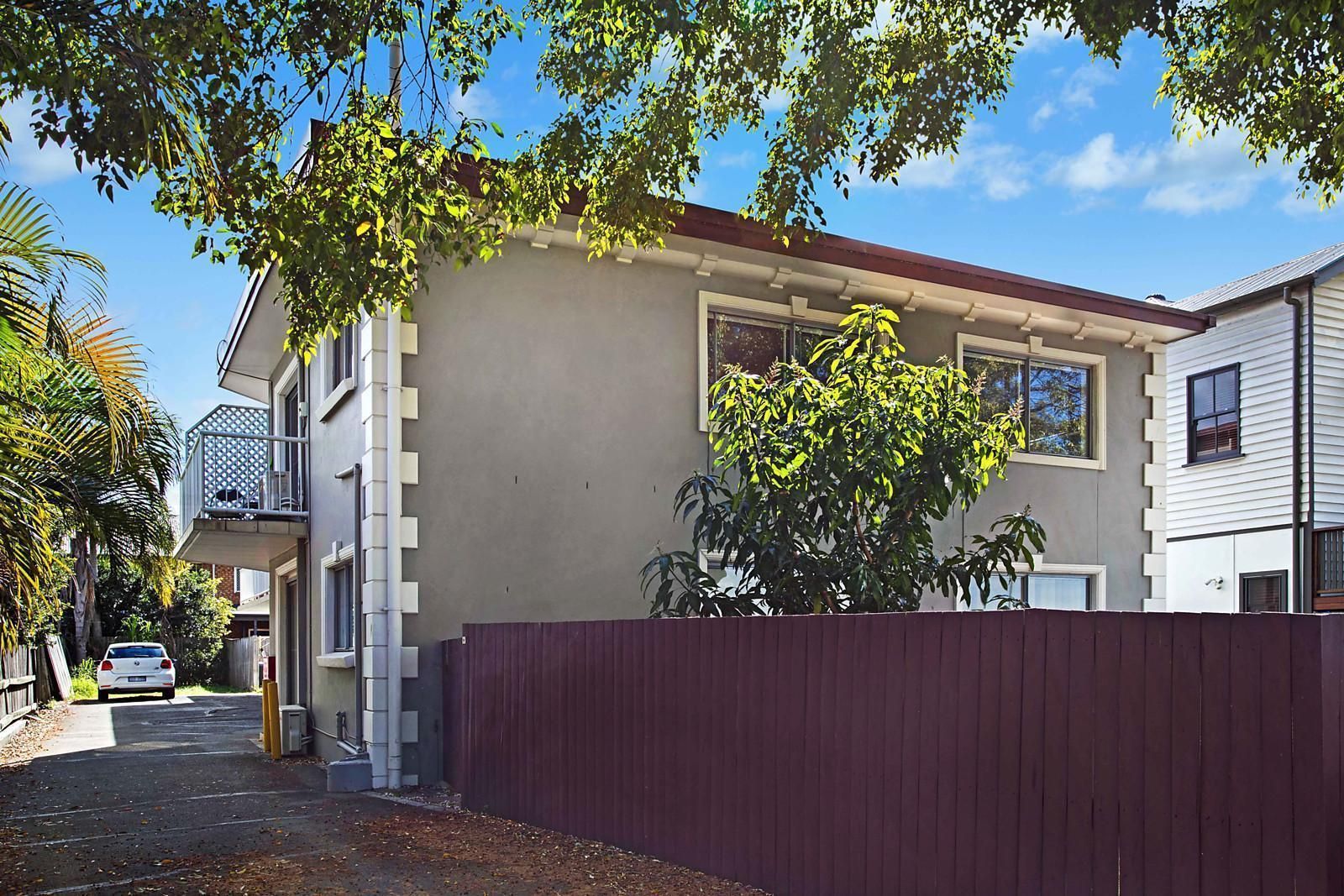 4/666 Kingsford Smith Drive, Hamilton QLD 4007 Apartment For Sale