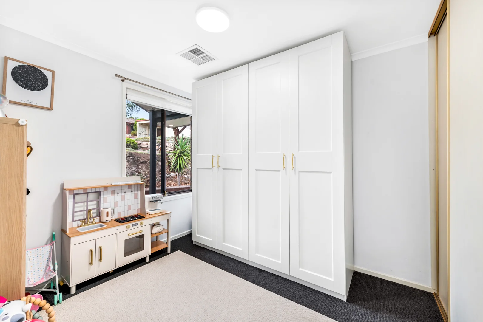 Additional image 16 of 35 French Crescent, Trott Park SA 5158