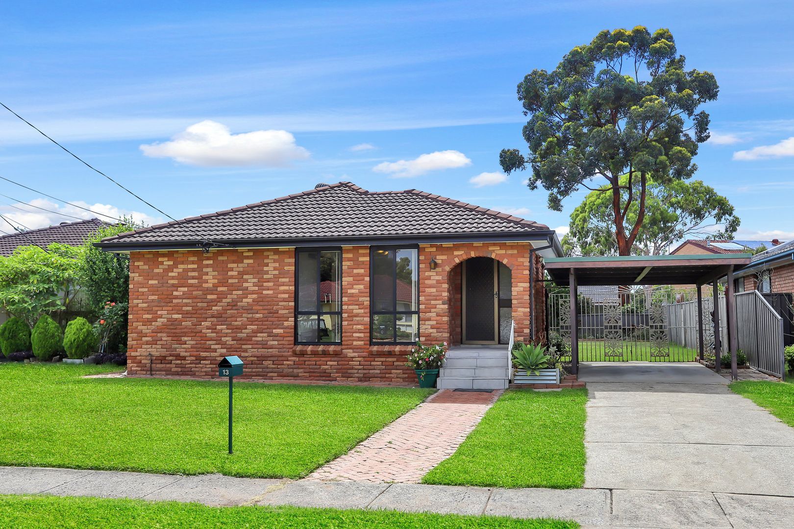 3 bedrooms House in 13 Tucks Road TOONGABBIE NSW, 2146