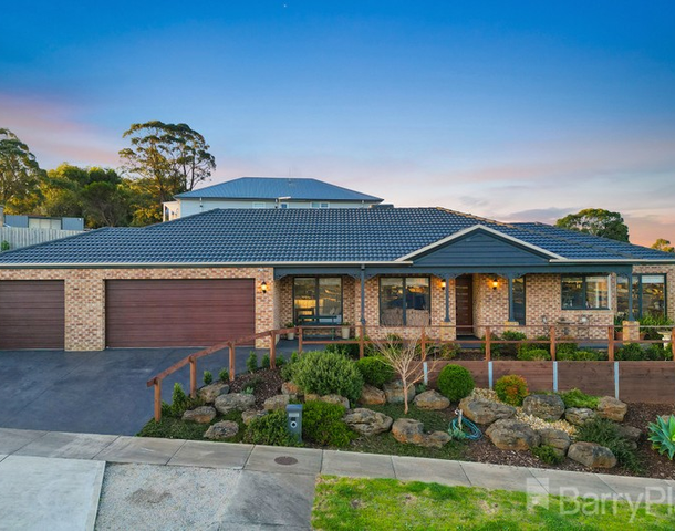 48 Manikato Drive, Drouin VIC 3818