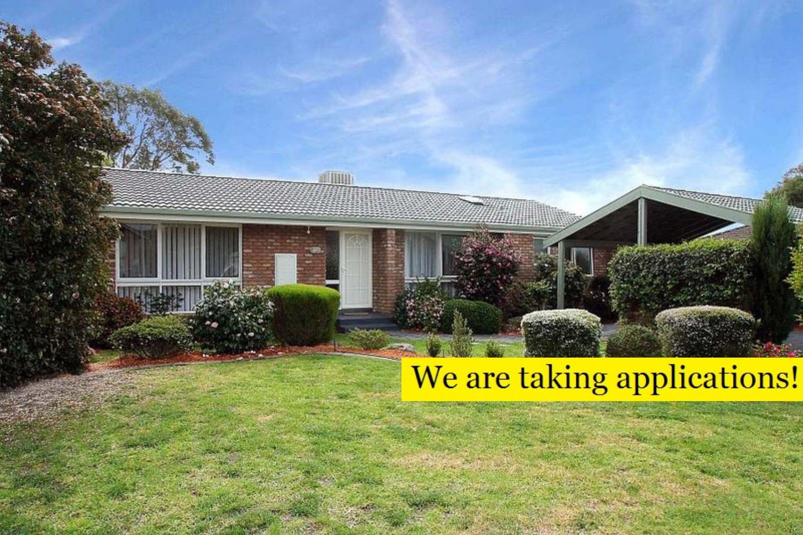 3 bedrooms House in 35 Helpmann Street WANTIRNA SOUTH VIC, 3152