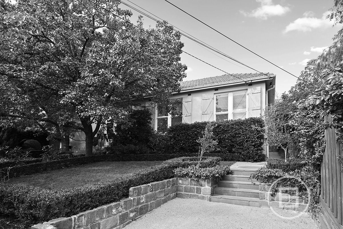3 bedrooms House in 20 Staniland Grove ELSTERNWICK VIC, 3185