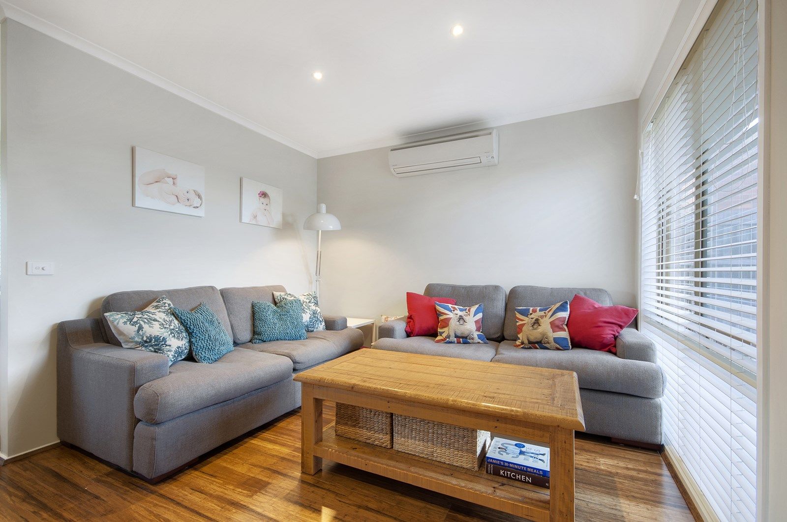 2/24 York Street, Bonbeach VIC 3196, Image 1