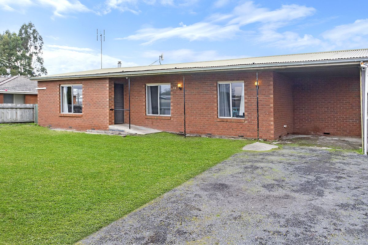 10 Dye Street, Heywood VIC 3304 Domain