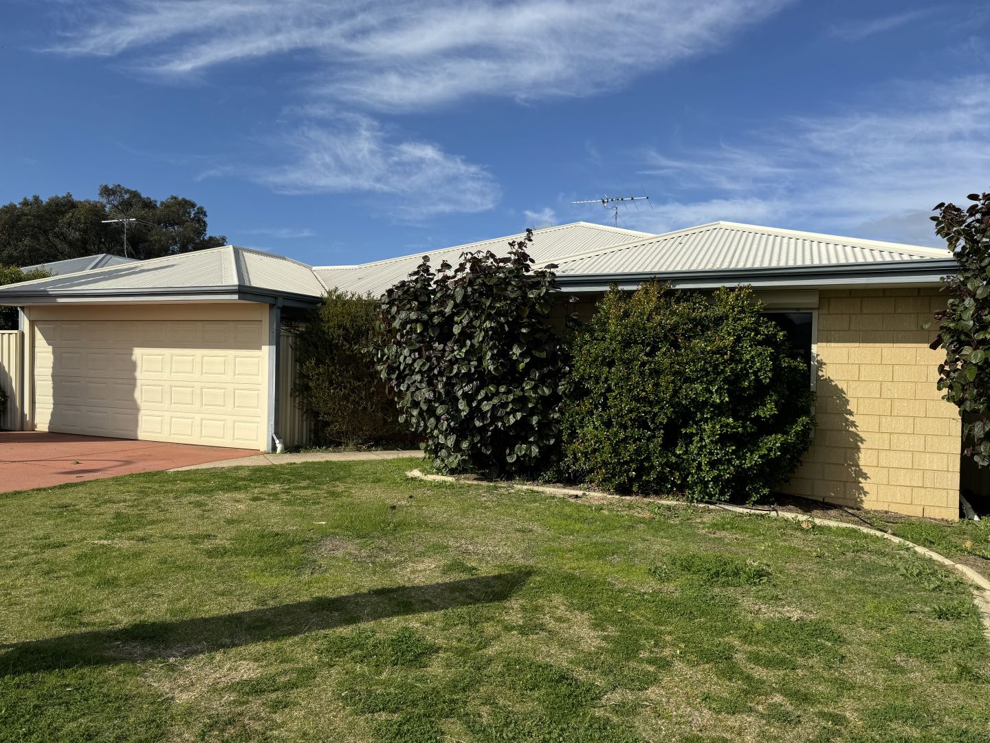 68 Kookaburra Drive, Greenfields WA 6210 House For Rent Domain