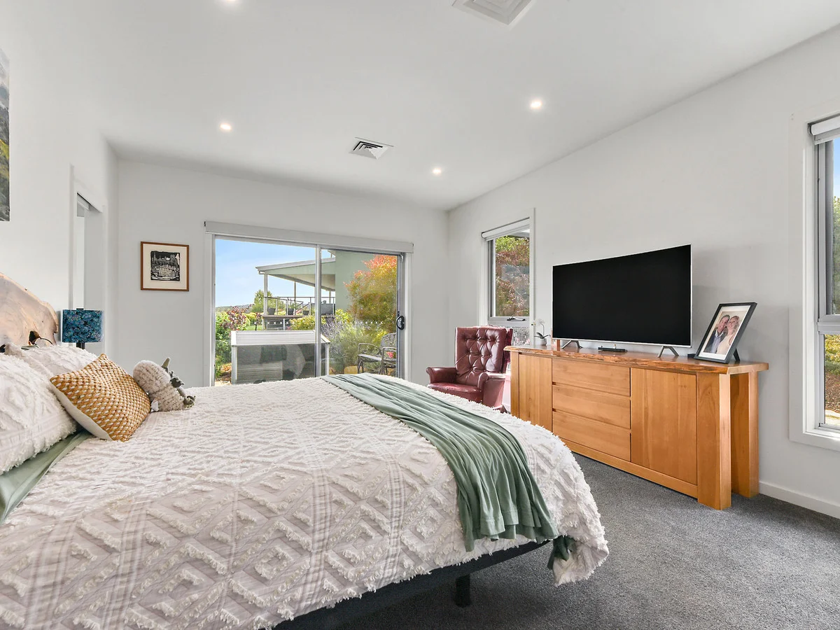 Additional image 21 of 8 Skyline Avenue, Grindelwald TAS 7277