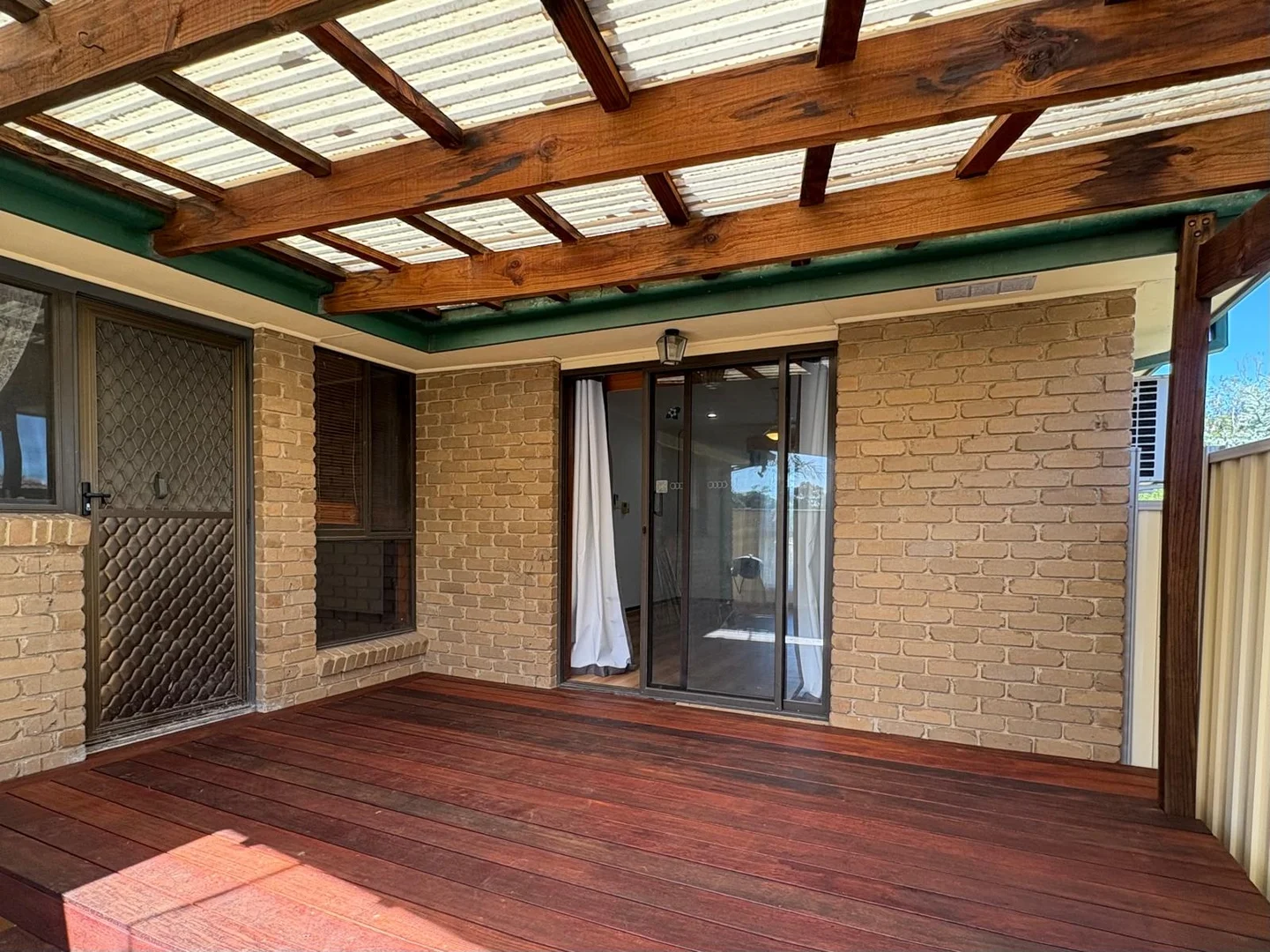 Additional image 11 of 100 Harricks Crescent, Attwood VIC 3049