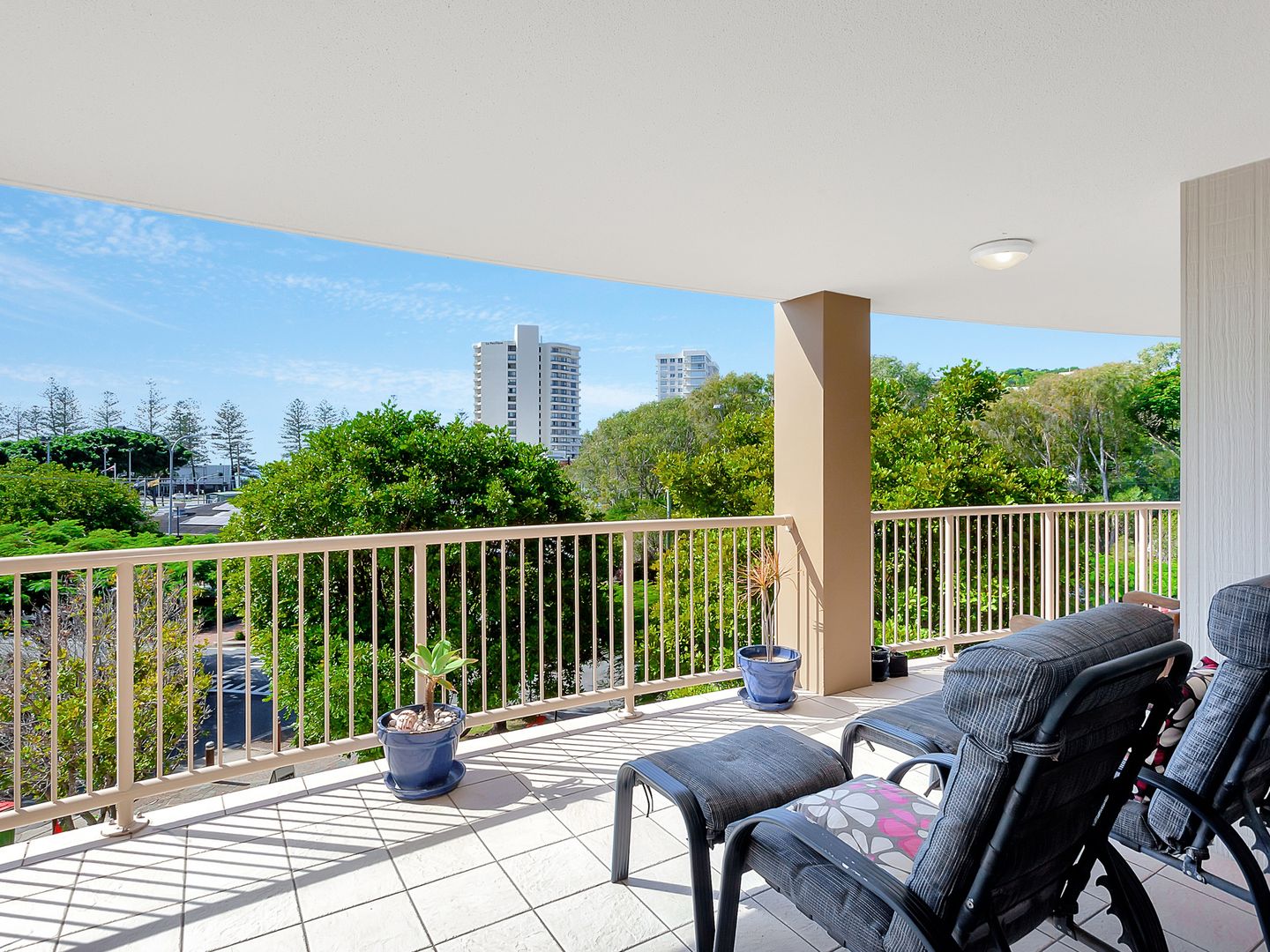 25/4 Park Avenue, Burleigh Heads QLD 4220, Image 2