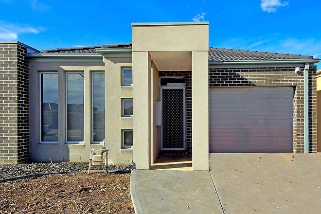 Picture of 2/12 Gibralter Gardens, POINT COOK VIC 3030