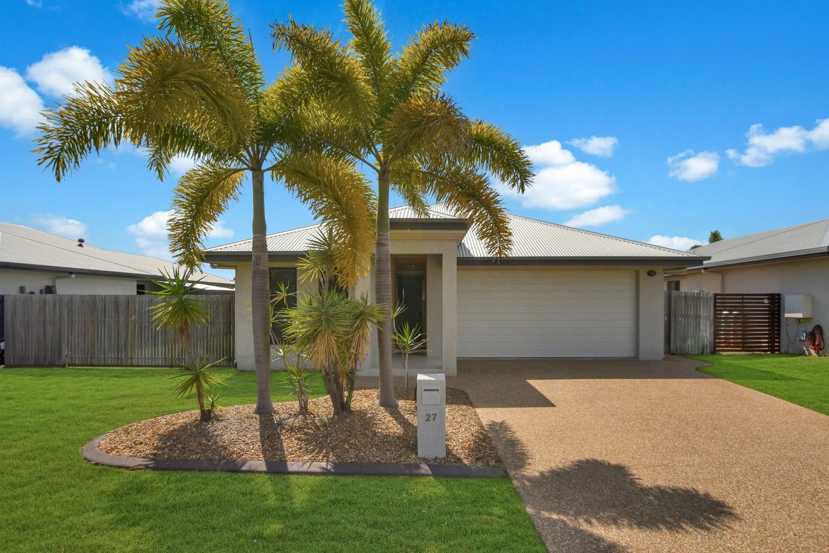 27 Iona Ave, Burdell QLD 4818, Image 0