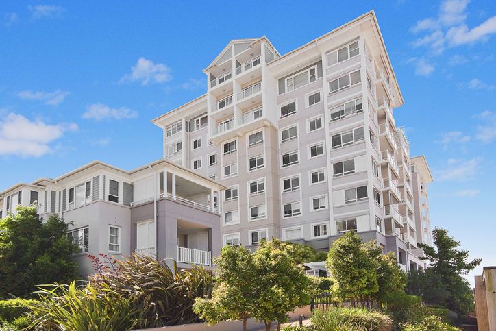 3 bedrooms Apartment / Unit / Flat in 40/5 Woodlands Avenue BREAKFAST POINT NSW, 2137