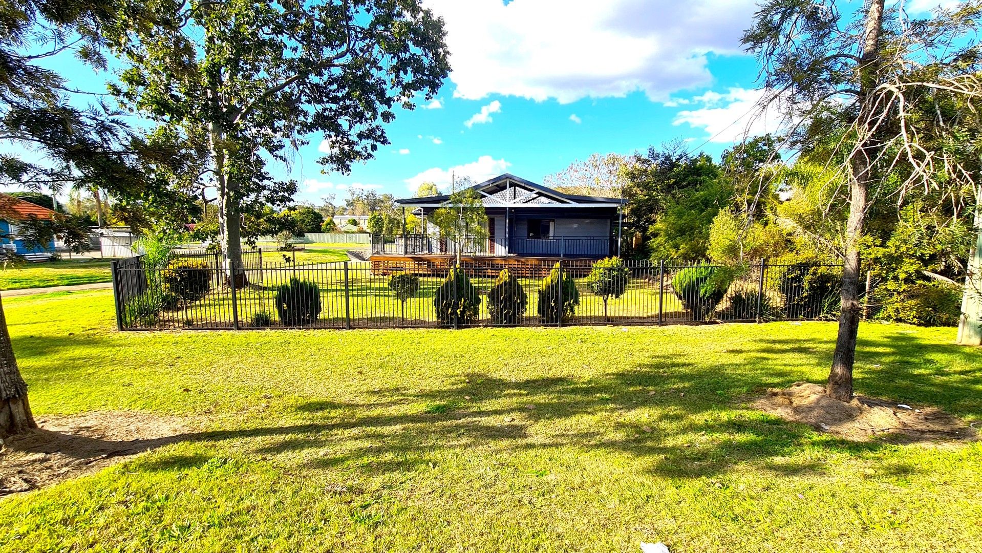 1 bedrooms House in 30 Burns Street FERNVALE QLD, 4306