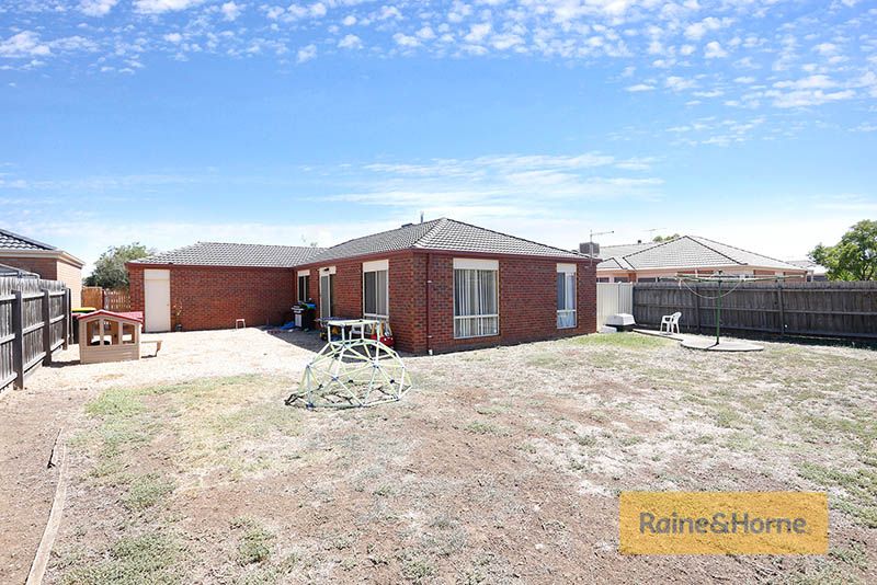 8 Southdean, Melton West VIC 3337, Image 0