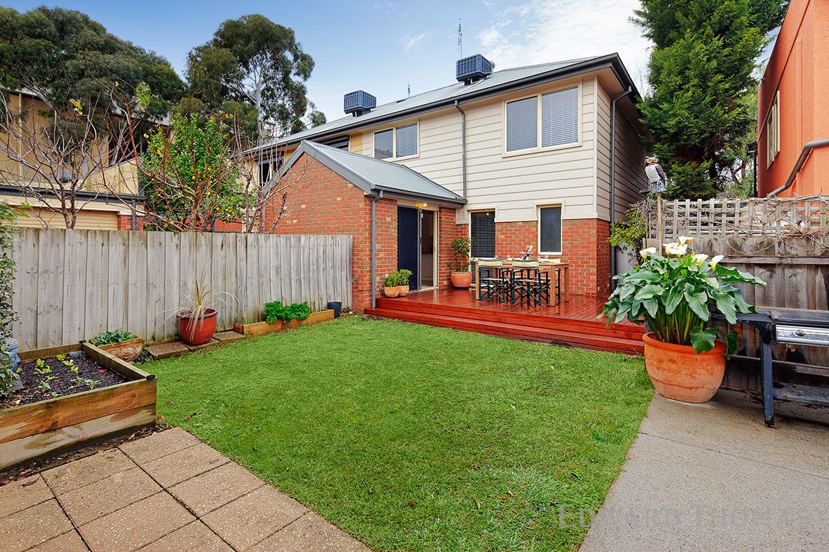 4 Cuffe Walk, Kensington VIC 3031, Image 0