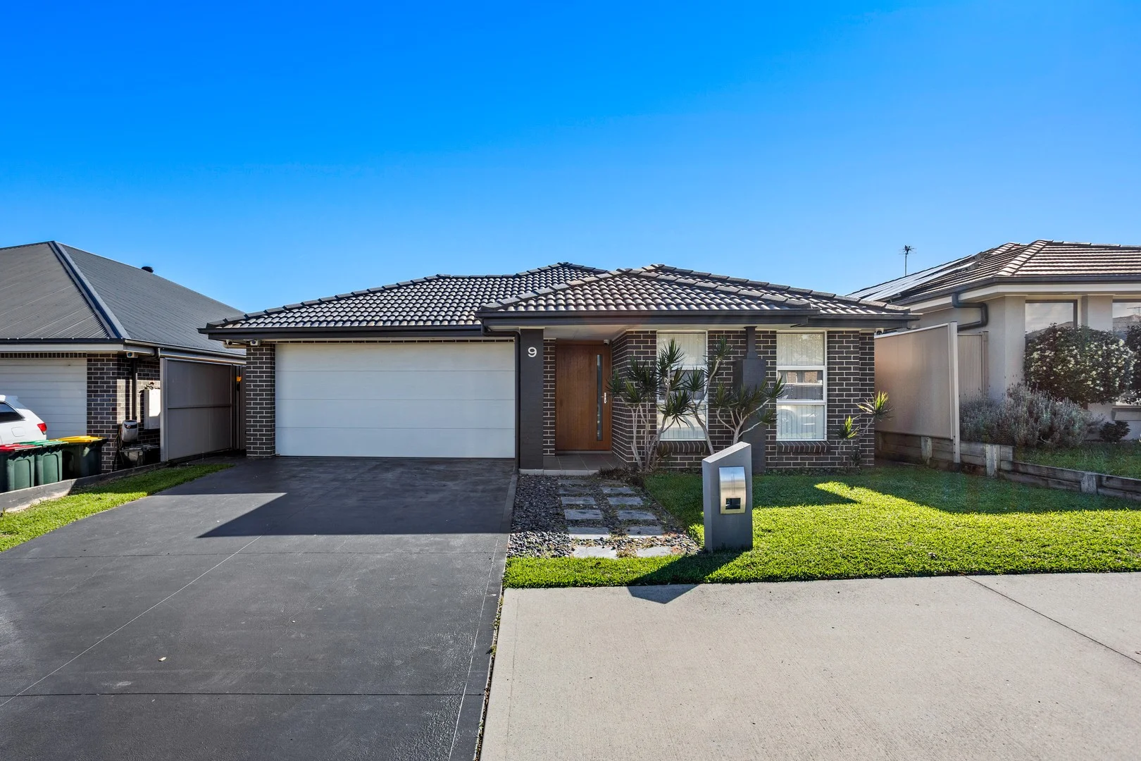 9 Archer Road, Spring Farm NSW 2570