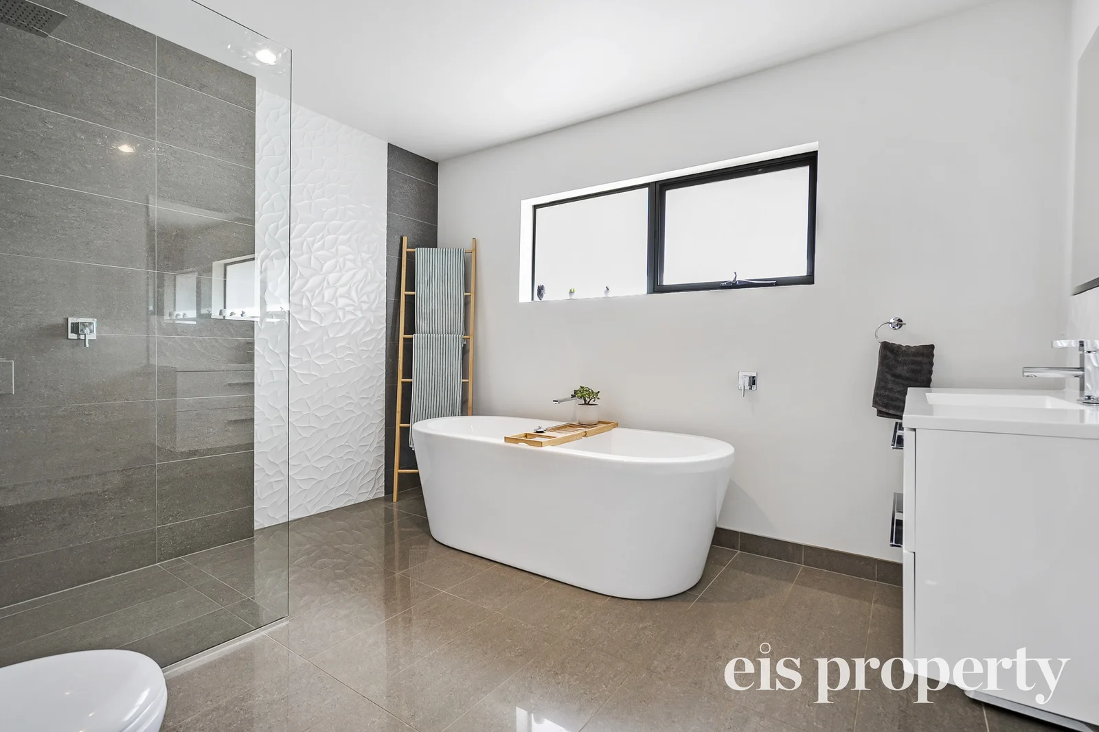 Additional image 21 of 100 Percy Street, Port Huon TAS 7116