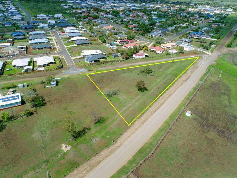 94 Keding Road, Westbrook QLD 4350, Image 2